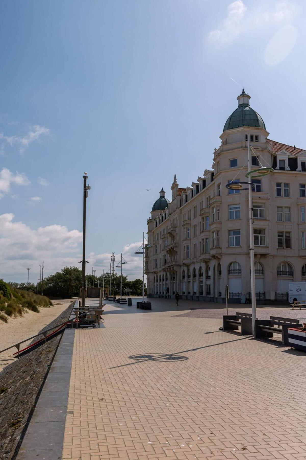 Huswell - Beachfront Apartment In Zeebrugge Exterior foto